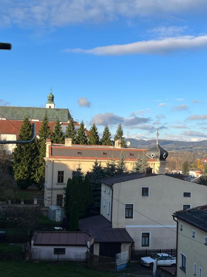Apartmany Male Namesti, Broumov Kültér fotó