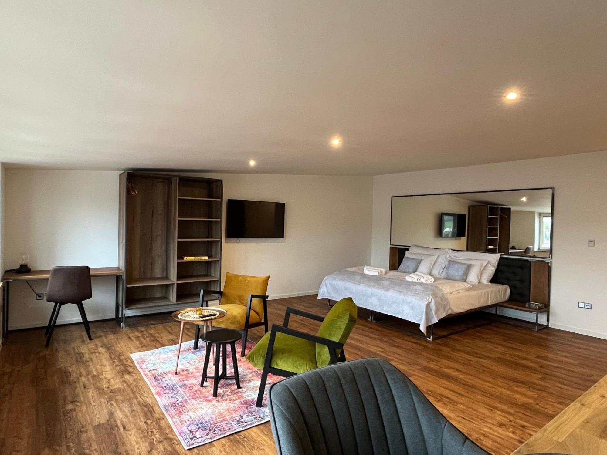 Apartmany Male Namesti, Broumov Kültér fotó